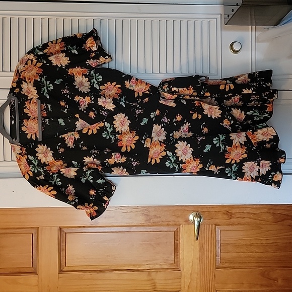 Mini Dress - Picture 6 of 11